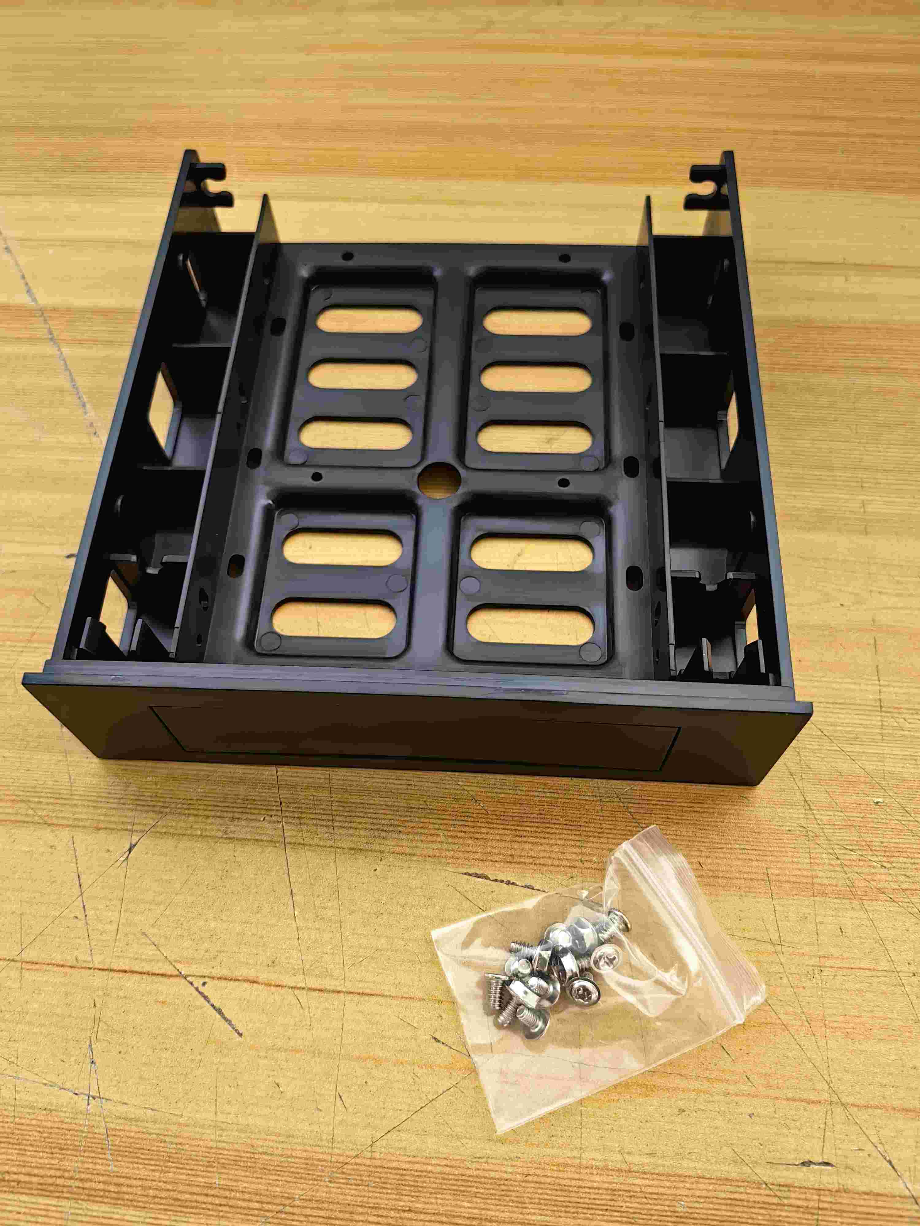 5.25-inch Disk Front Bay for 3.5-inch HDD Drive - Supergold Corporation Limited
