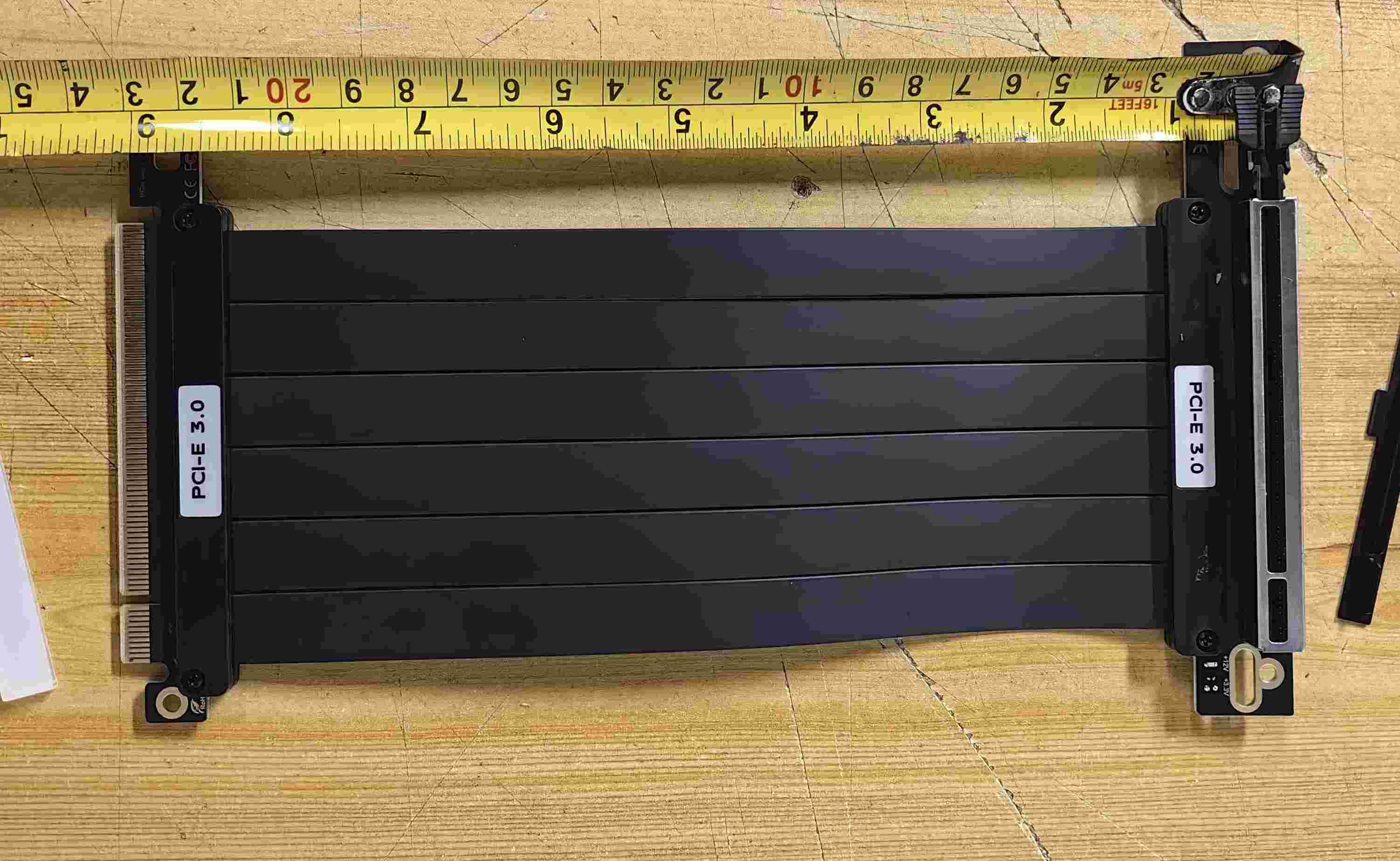 PCIe 3.0 x16 Male to Female 90° 20cm Cable - Supergold Corporation Limited
