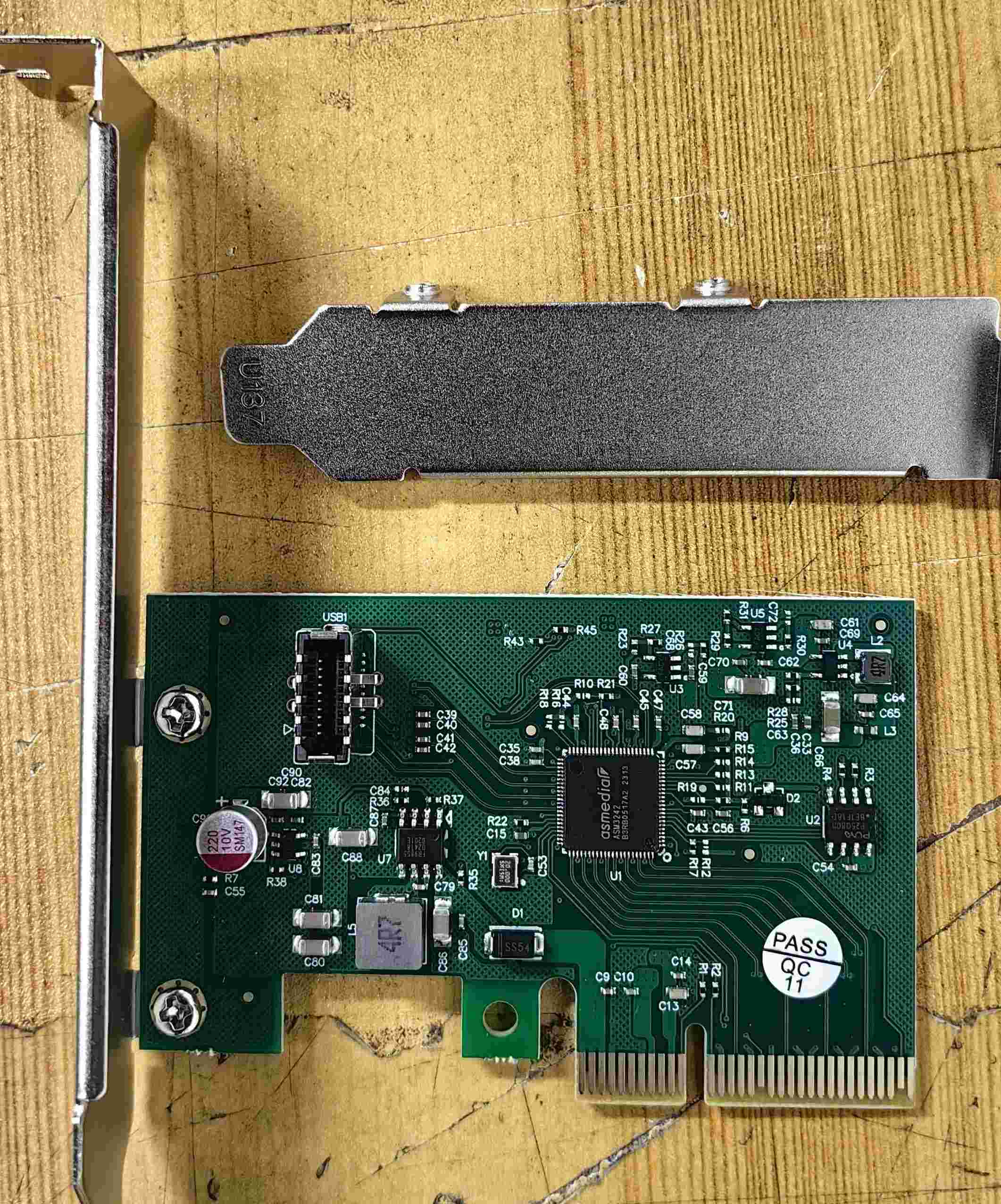 PCIe to Internal Type E Port 20Gbps Card - Supergold Corporation Limited