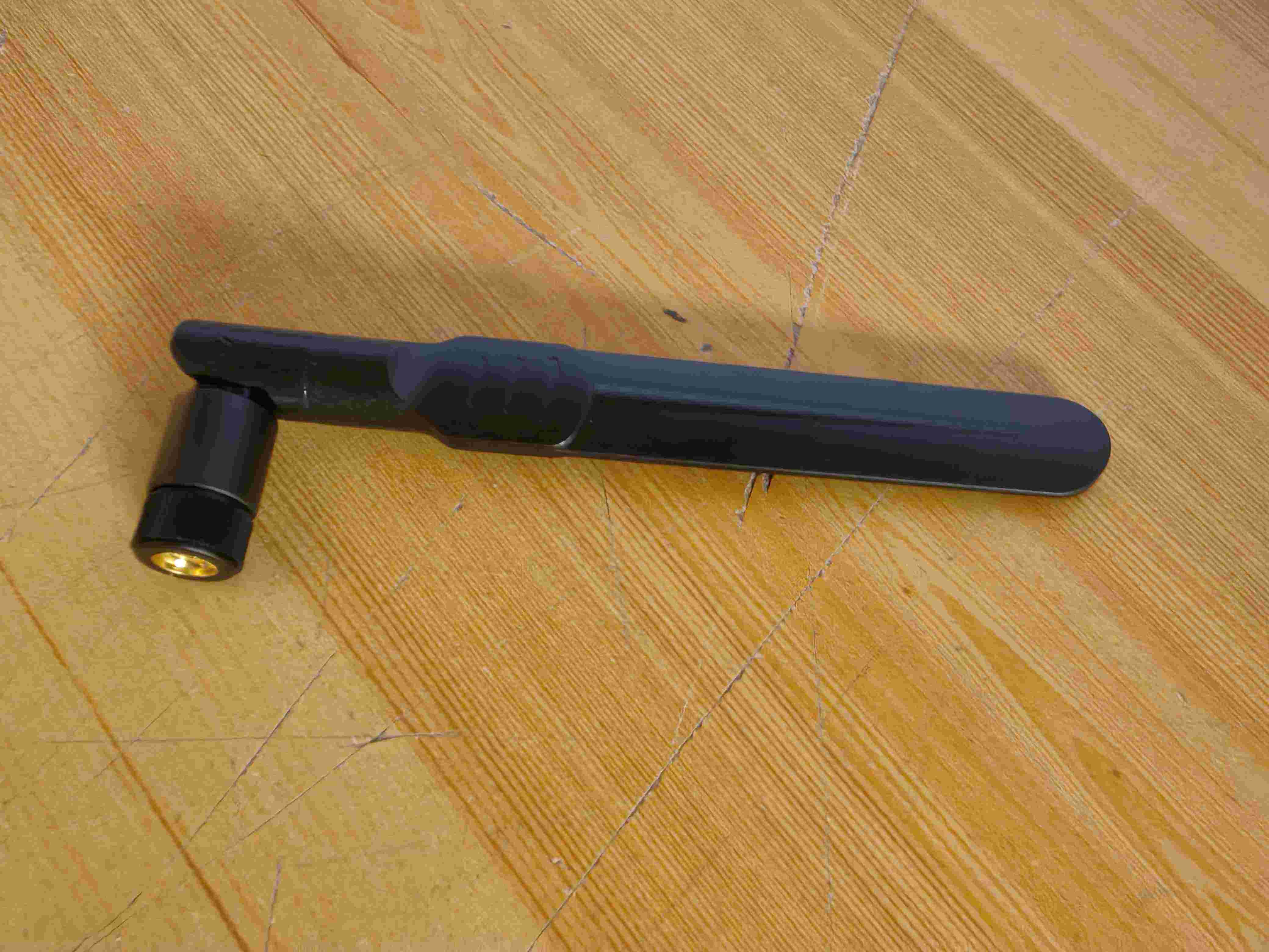 2.4G/5.8G 8dBi MIMO RP-SMA Male Antenna for WiFi Router - Supergold Corporation Limited